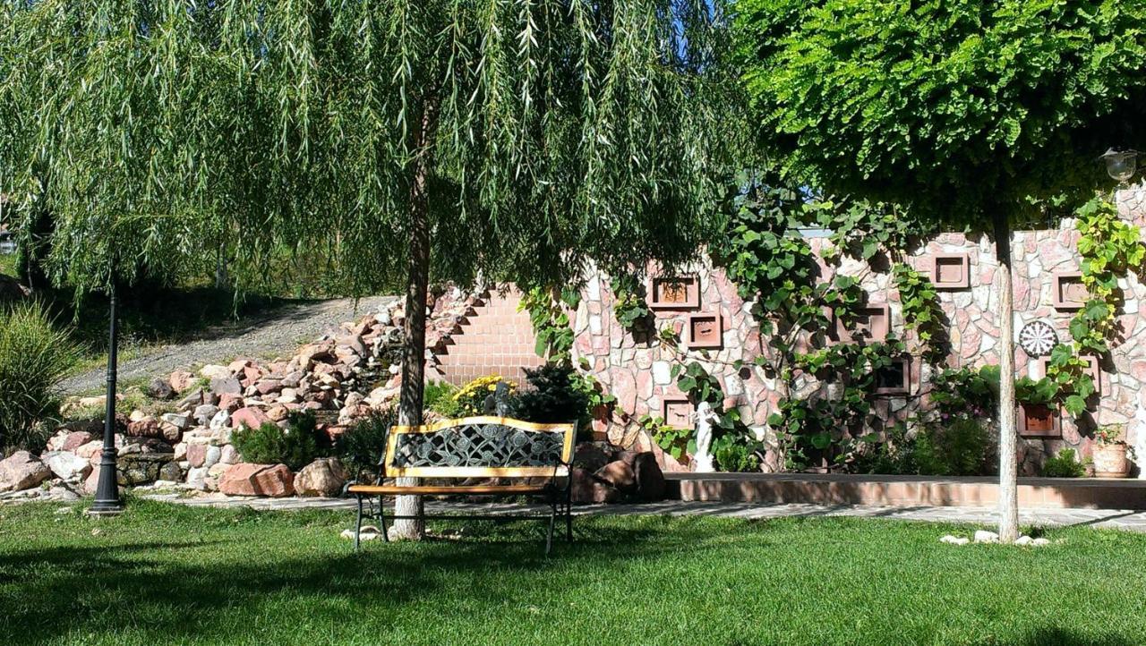Green Canyon Uzbekistan Yusufkhona Exterior foto